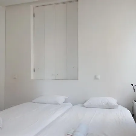 Minimalist House T3 * Porto